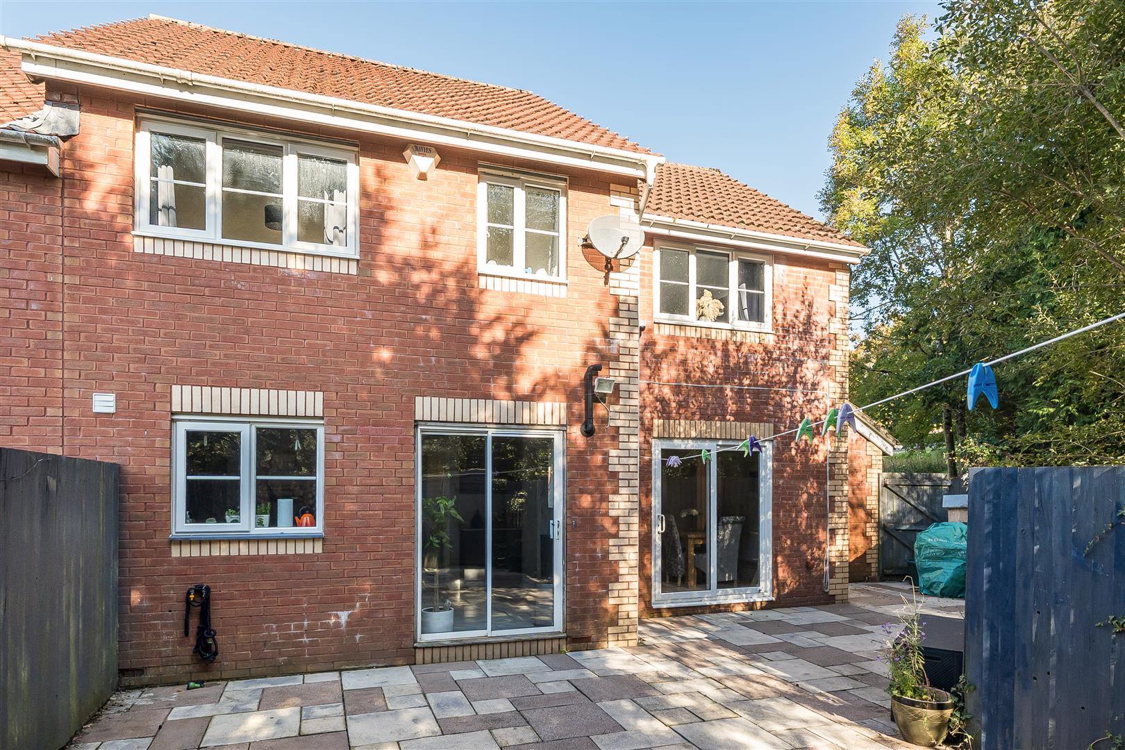 Brynhyfryd, Penllergaer, Swansea, SA4 9JJ